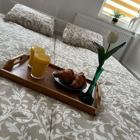 Apartament Medalionow Z Parkingiem Apartment Lublin Ngoại thất bức ảnh